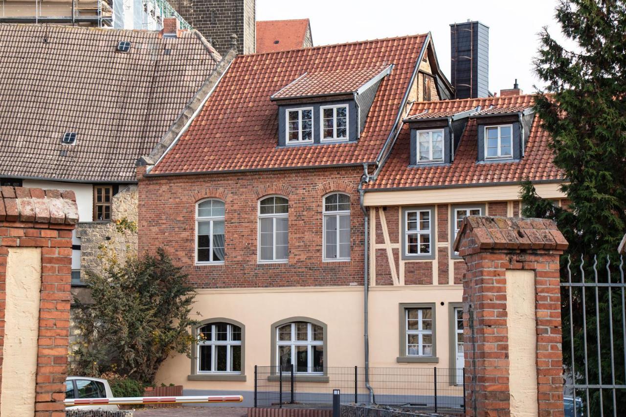 Salon Am Schlossberg Quedlinburg Exterior photo